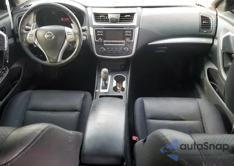 2017 Nissan Altima 2.5 z USA, uszkodzony, nr VIN 1N4AL3AP4HC110767